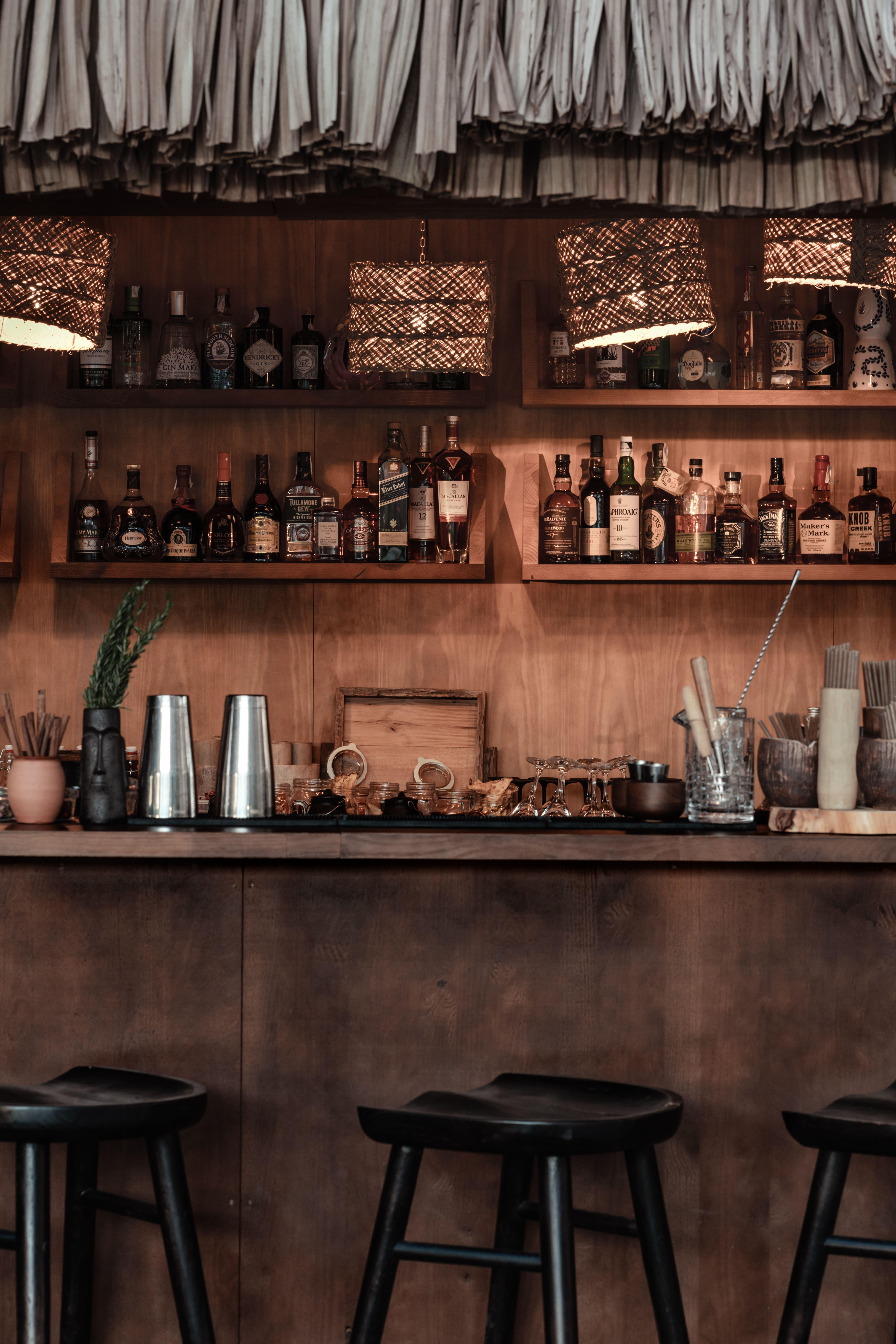Oku Ibiza (Adults Only) Hotel San Antonio Kültér fotó A bar with a selection of whiskies